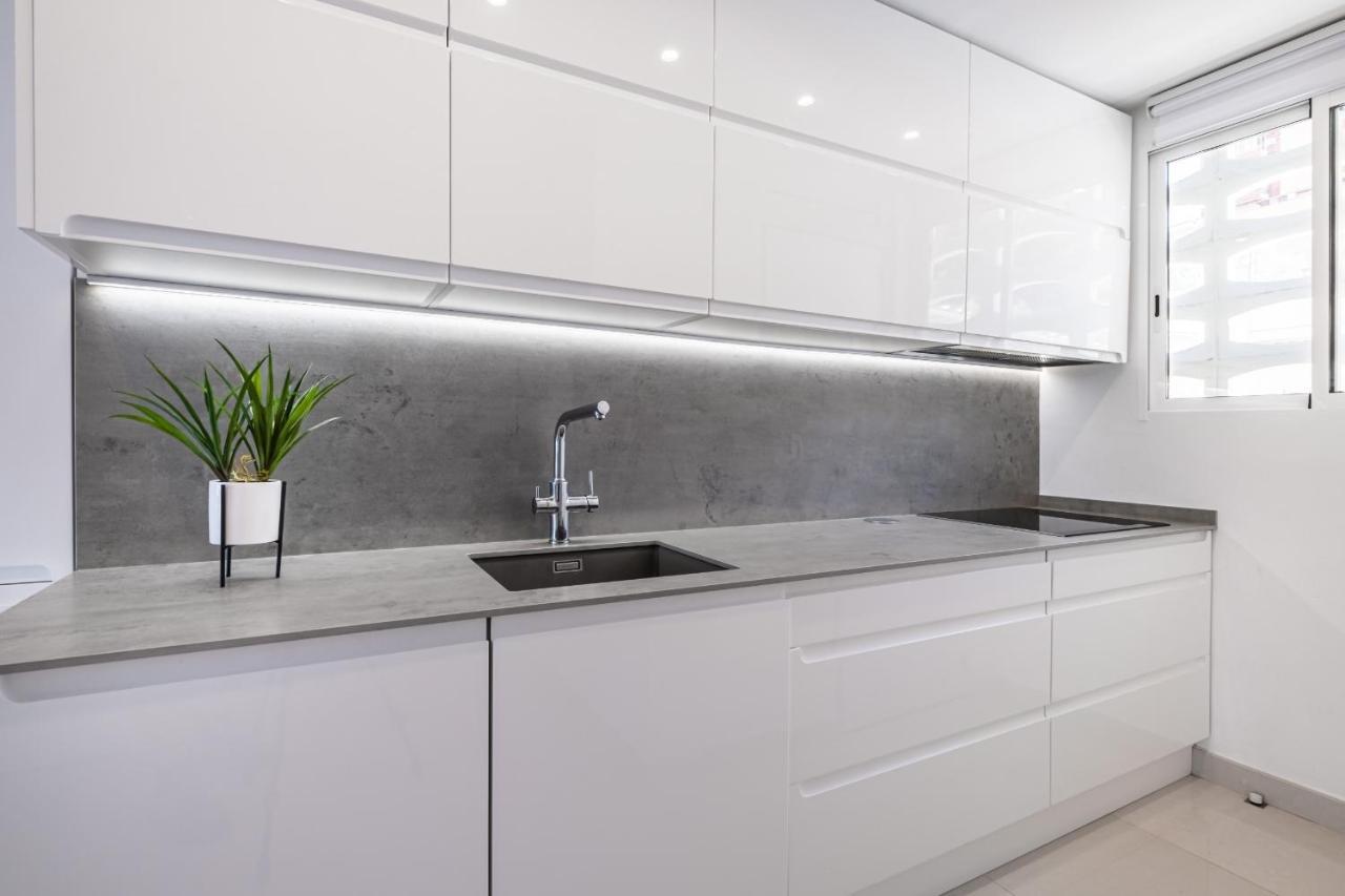 La Perla Benidorm Apartment Seaview & Pool Levante Beach エクステリア 写真